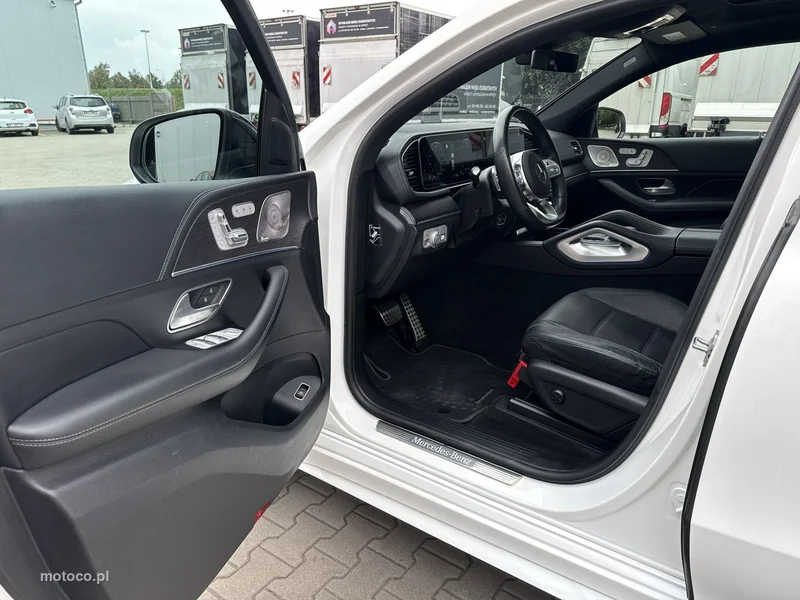 Mercedes-Benz GLE W167 300 10