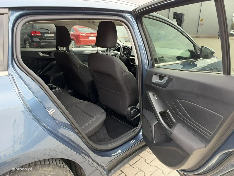 Ford Focus IV 17