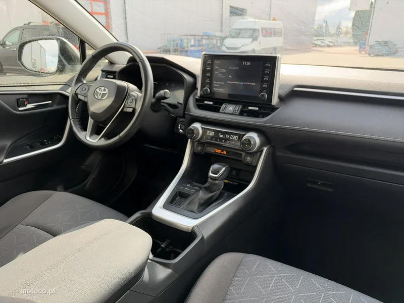 Toyota RAV 4 XA50 20