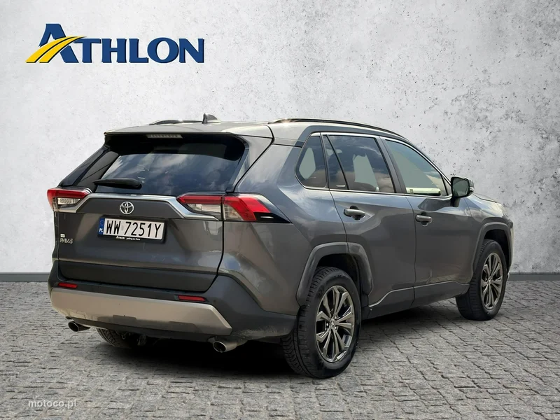 Toyota RAV 4 XA50 5