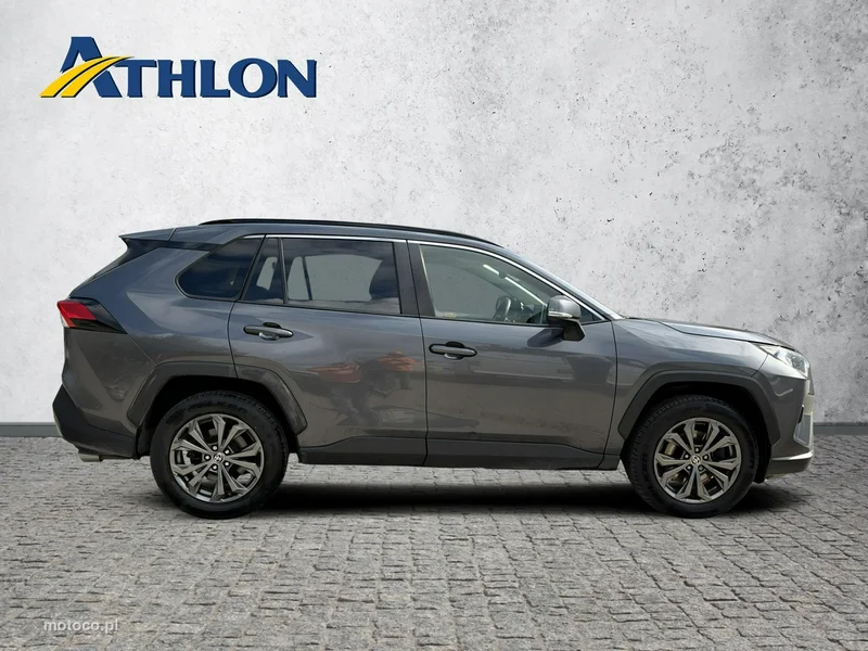 Toyota RAV 4 XA50 6