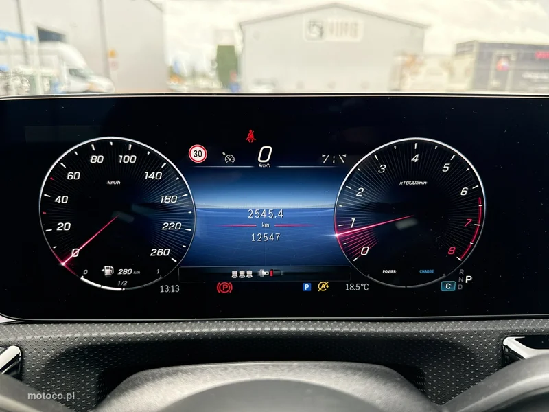 Mercedes-Benz CLA C118 200 23