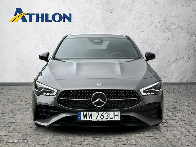 Mercedes-Benz CLA C118 200 8