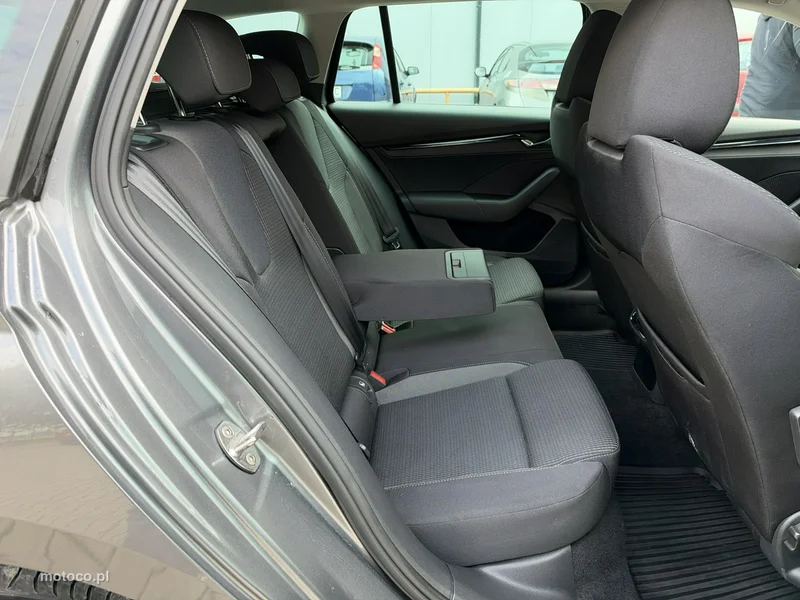 Skoda Octavia IV 18