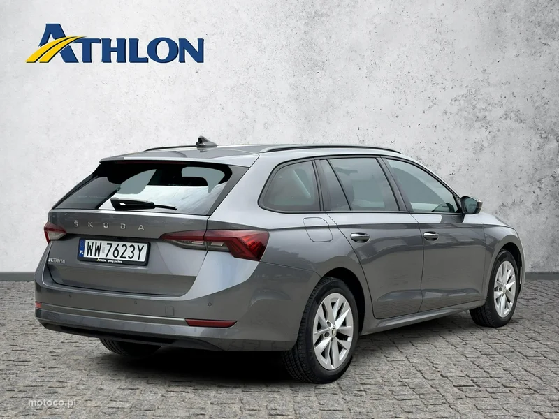 Skoda Octavia IV 5
