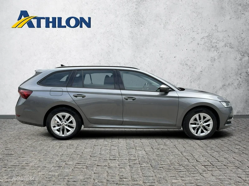 Skoda Octavia IV 6