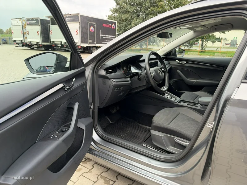 Skoda Octavia IV 10