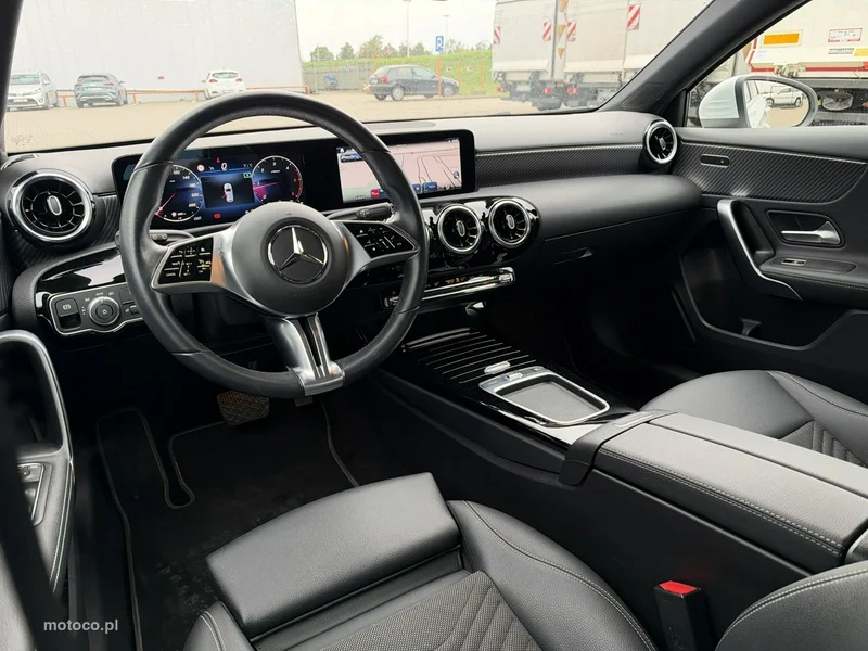 Mercedes-Benz Klasa A W177 A 200 13
