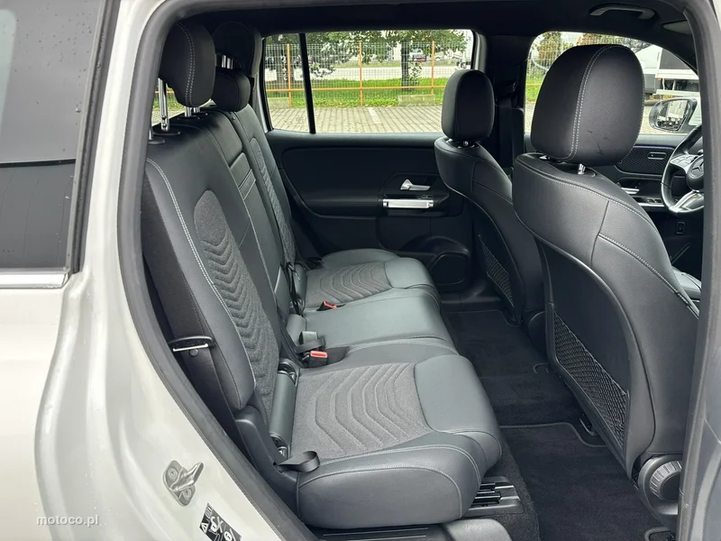 Mercedes-Benz EQB 17