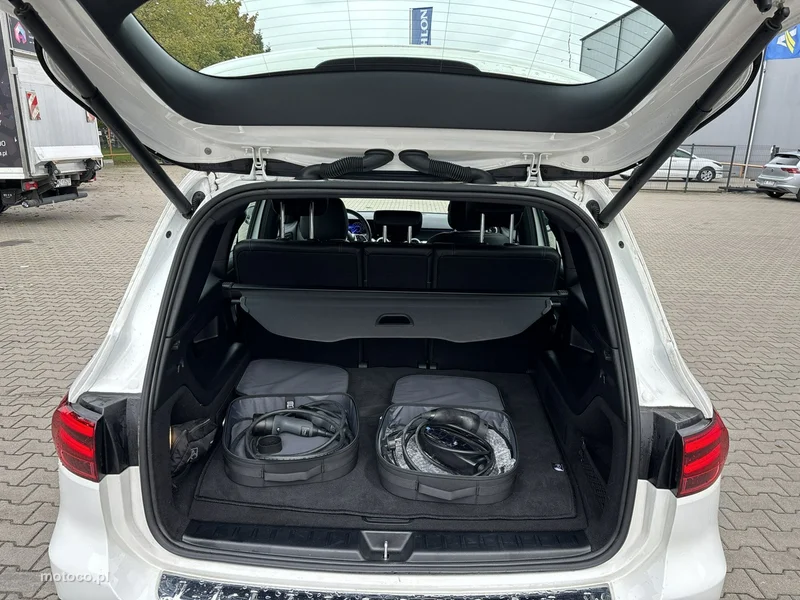 Mercedes-Benz EQB 21