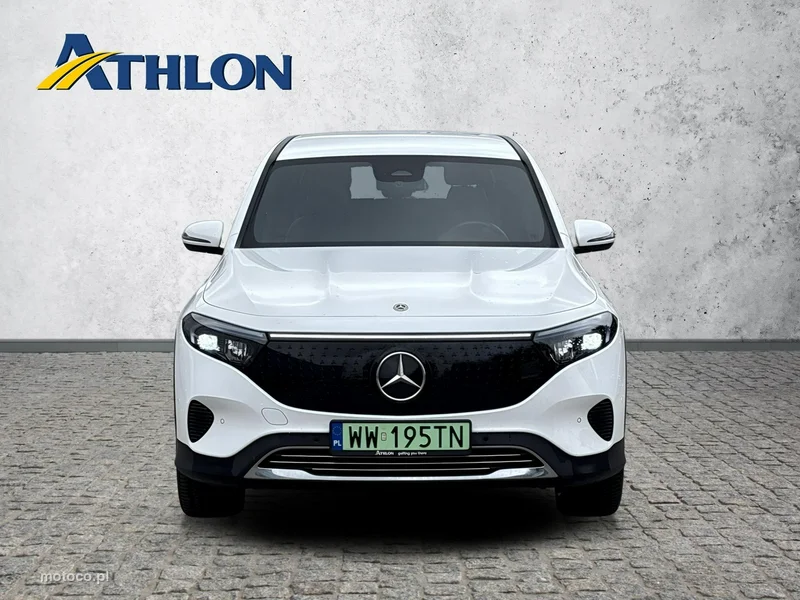 Mercedes-Benz EQB 8