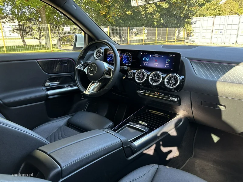 Mercedes-Benz EQA 14