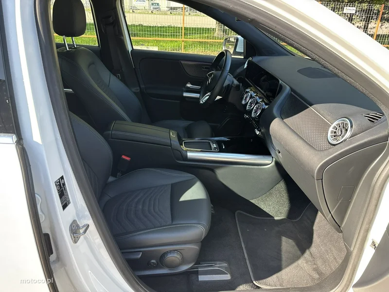 Mercedes-Benz EQA 15