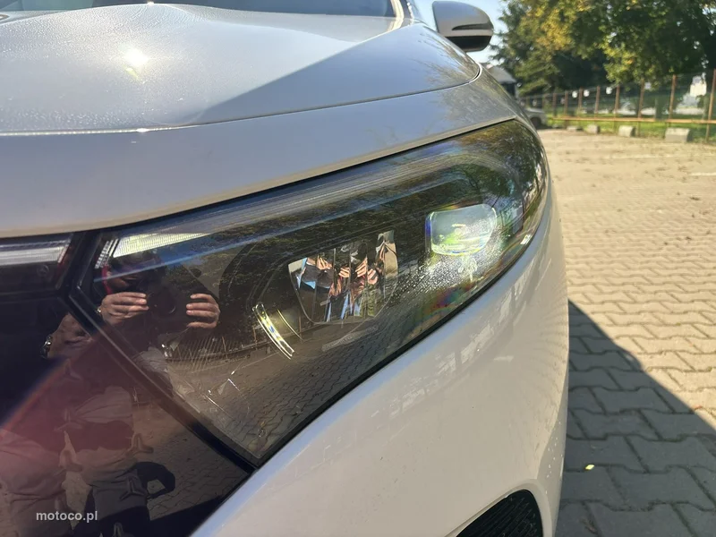 Mercedes-Benz EQA 9