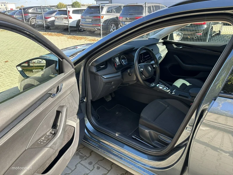 Skoda Octavia IV 11