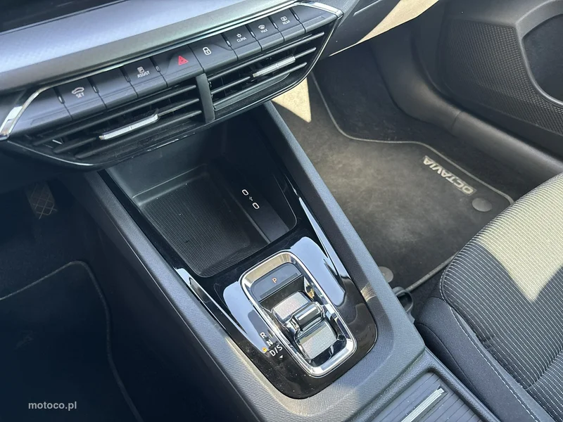 Skoda Octavia IV 26