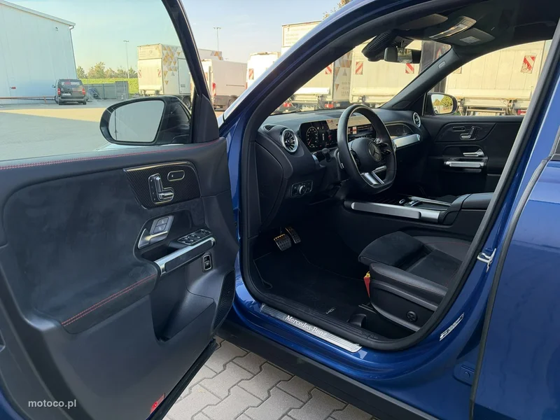 Mercedes-Benz GLB X247 10