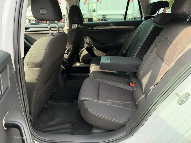 Skoda Superb III 15