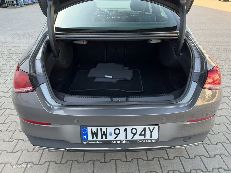 Mercedes-Benz CLA C118 180 16