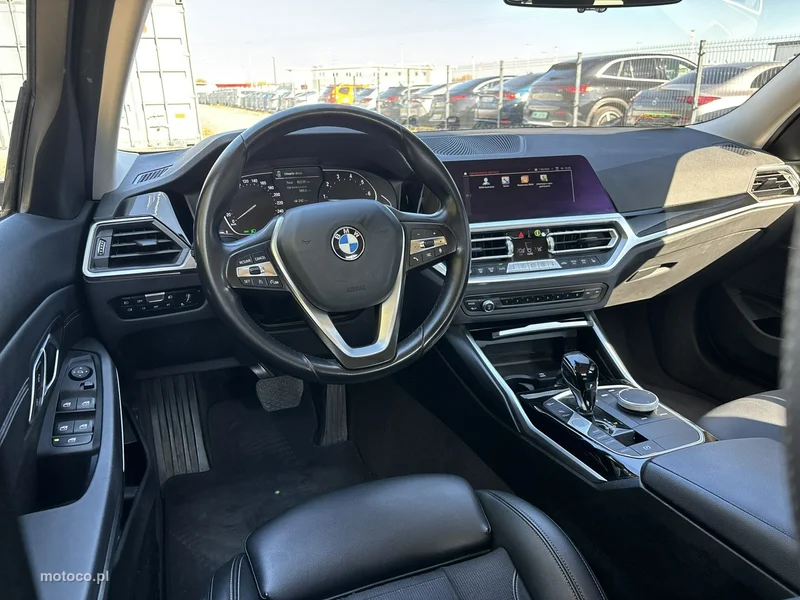 BMW Seria 3 G20 318 12