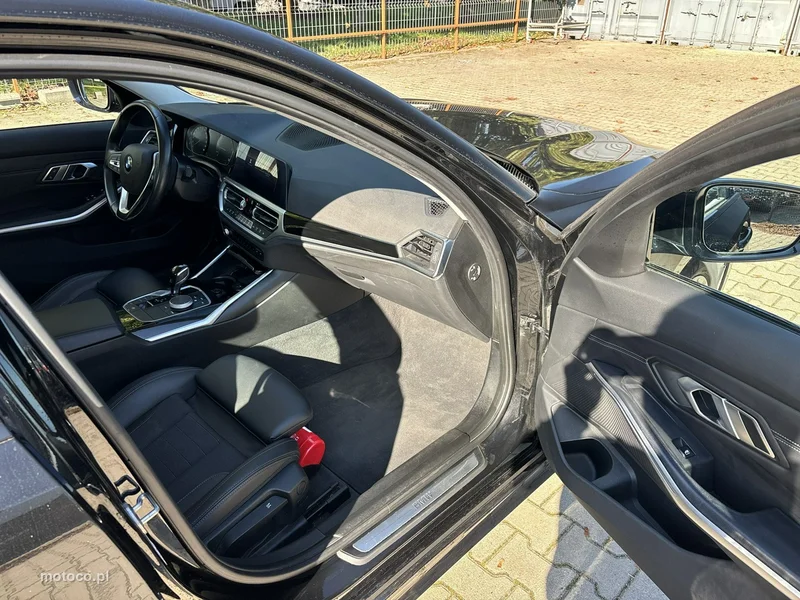 BMW Seria 3 G20 318 16