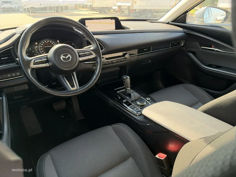 Mazda CX-30 13