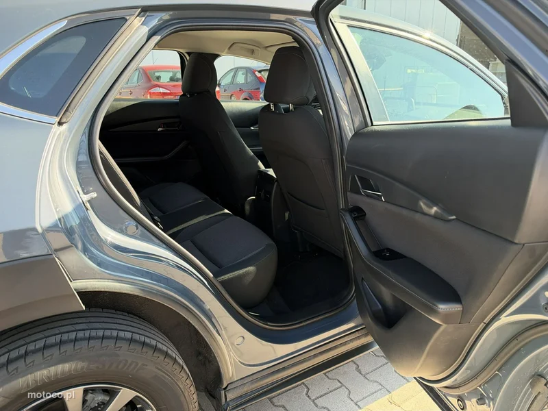 Mazda CX-30 17
