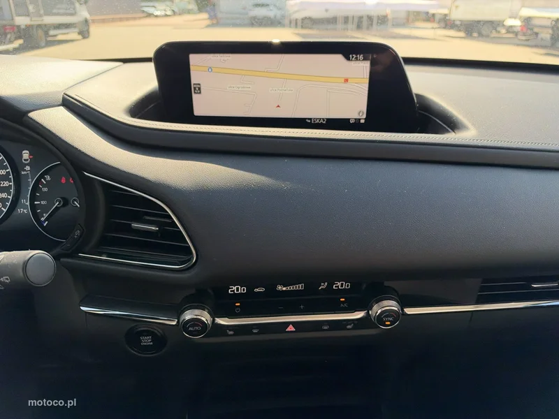 Mazda CX-30 23