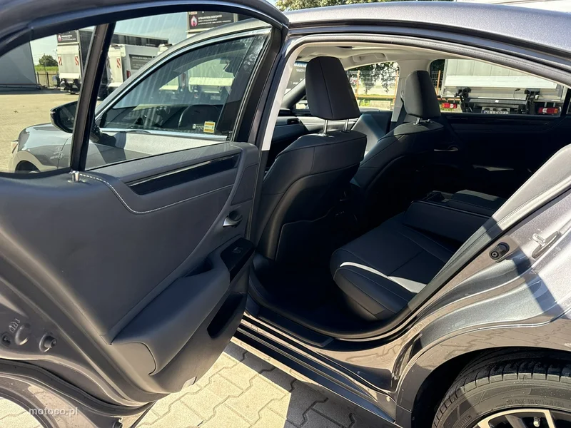 Lexus ES300 14