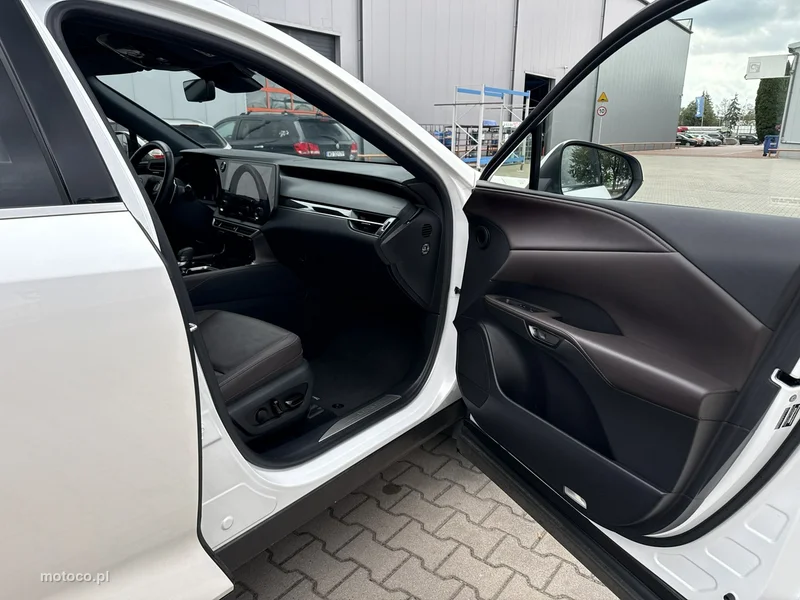 Lexus RX 20