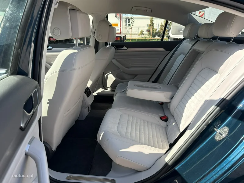 Volkswagen Passat B8 15