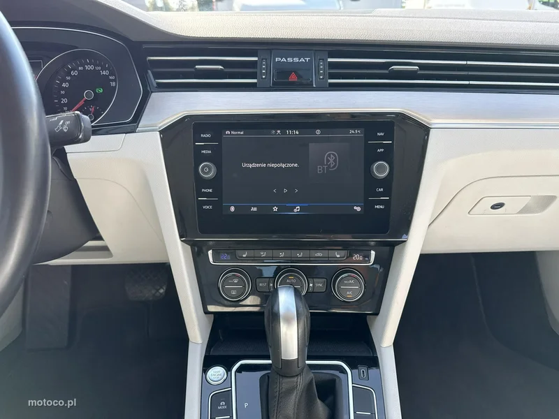 Volkswagen Passat B8 24