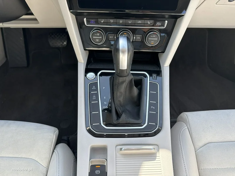 Volkswagen Passat B8 25