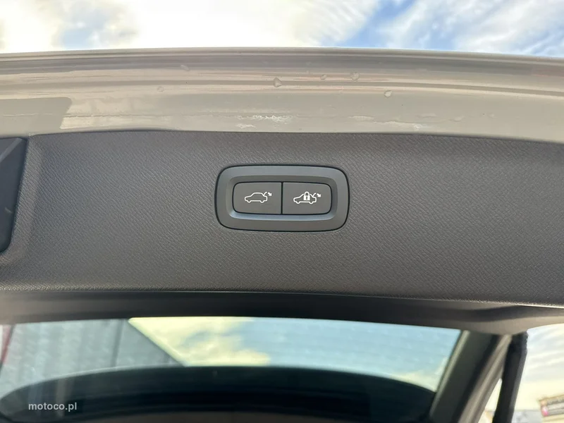 Volvo XC 90 20