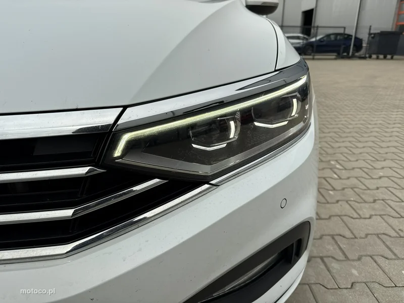 Volkswagen Passat B8 9