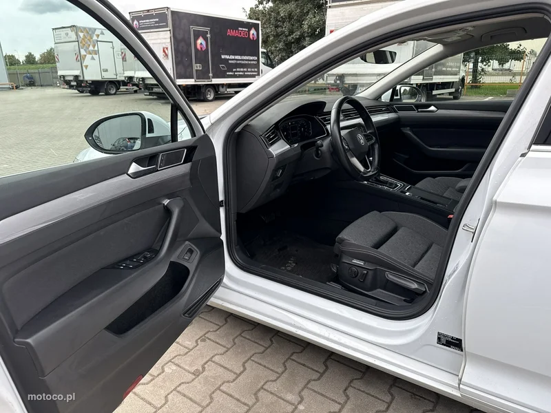 Volkswagen Passat B8 10