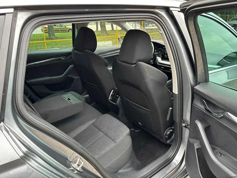 Skoda Octavia IV 18