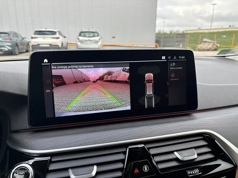 BMW Seria 5 G30 520 25