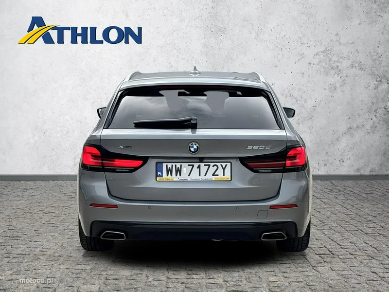 BMW Seria 5 G30 520 4