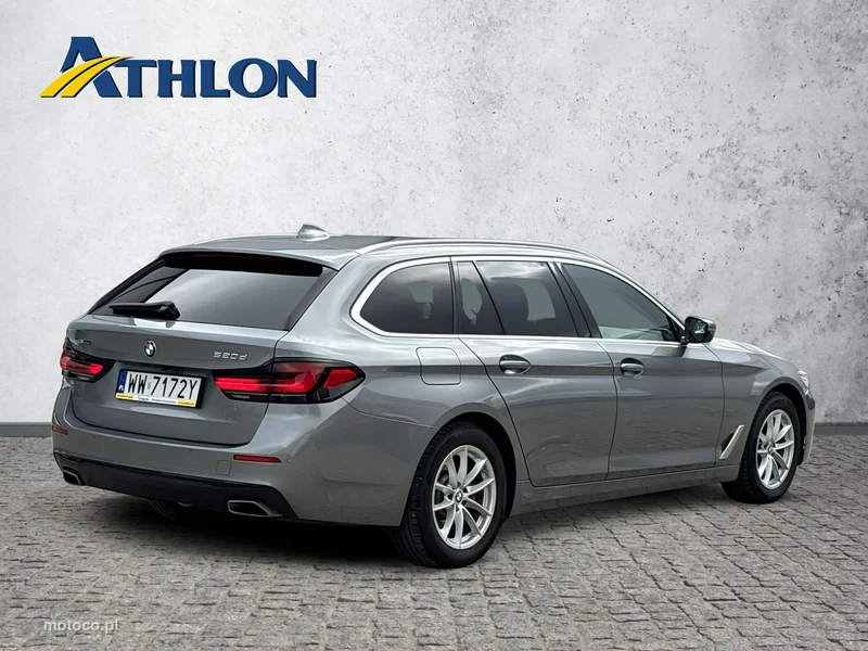 BMW Seria 5 G30 520 5