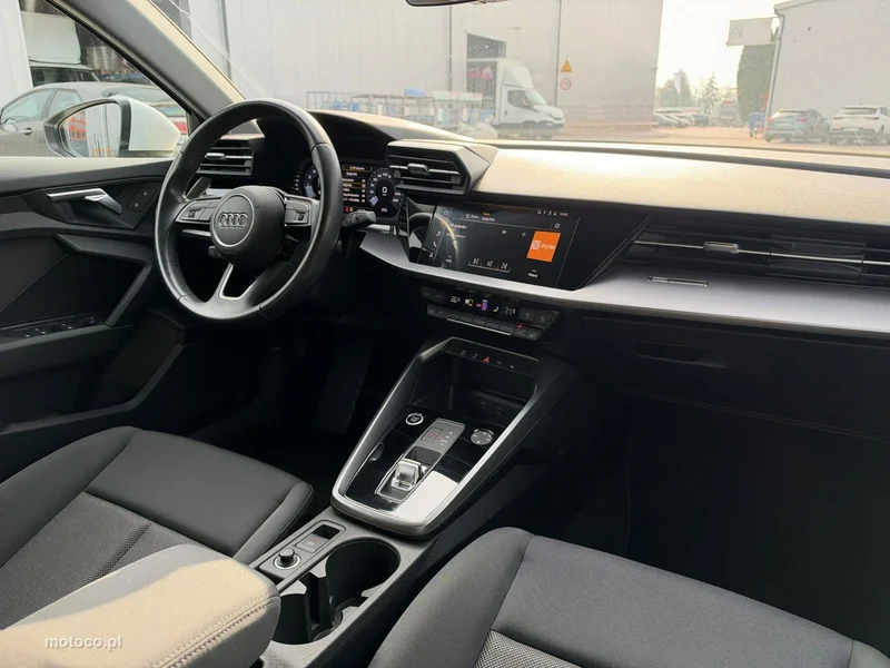 Audi A3 8Y 21