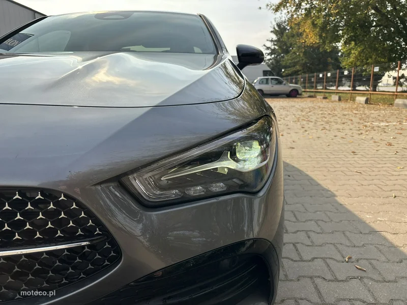 Mercedes-Benz CLA C118 200 9