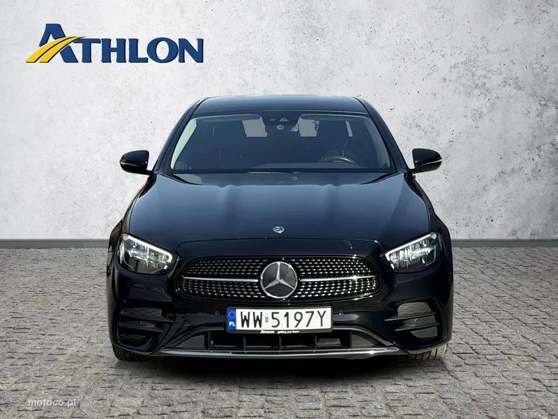 Mercedes-Benz Klasa E W213 E 220 8