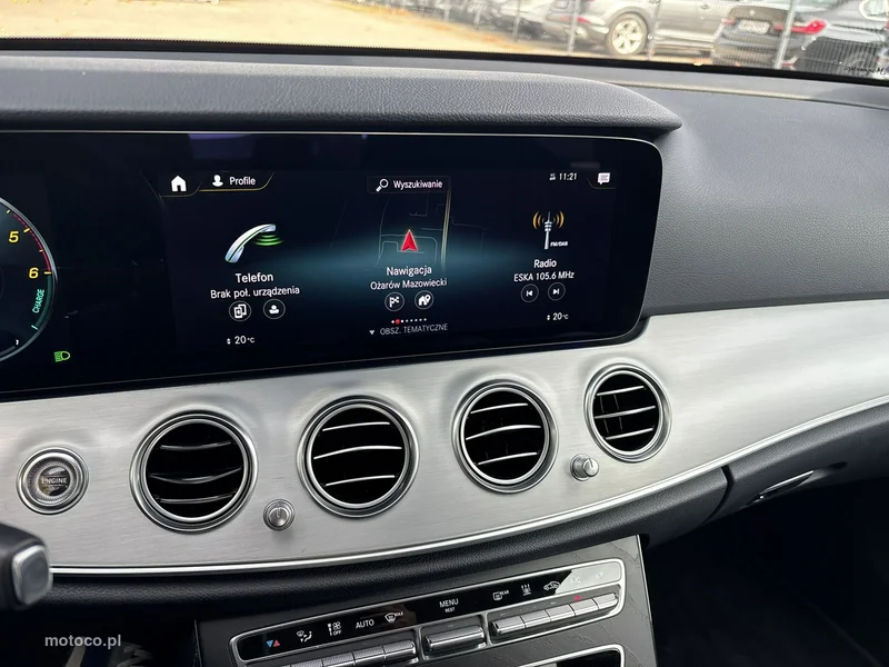 Mercedes-Benz Klasa E W213 E 300 23