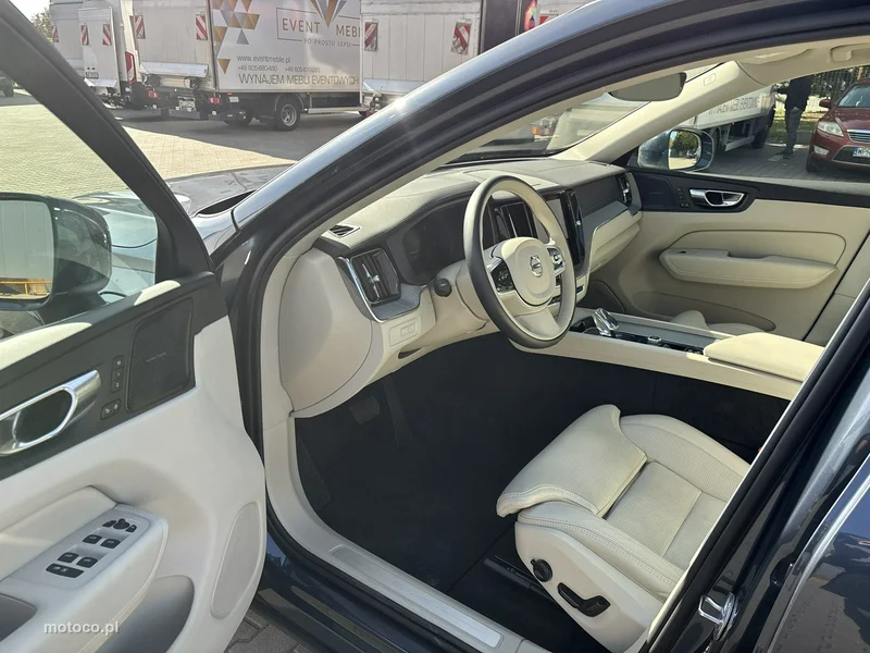 Volvo XC 60 11