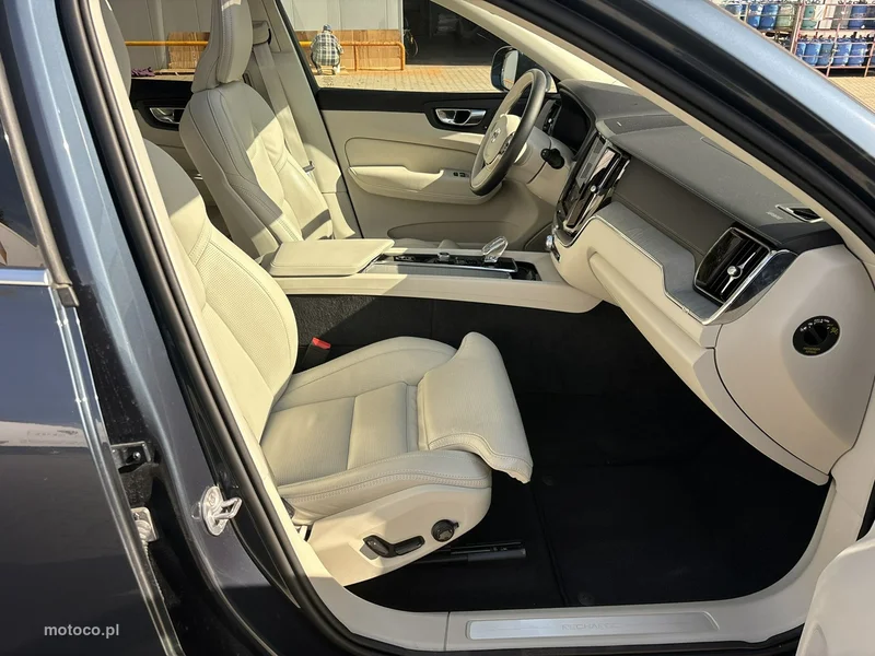 Volvo XC 60 15