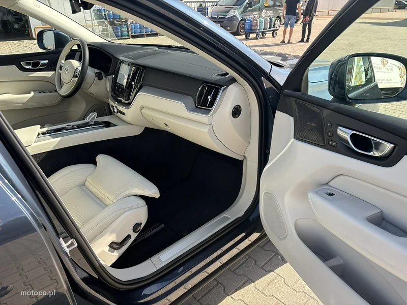 Volvo XC 60 16
