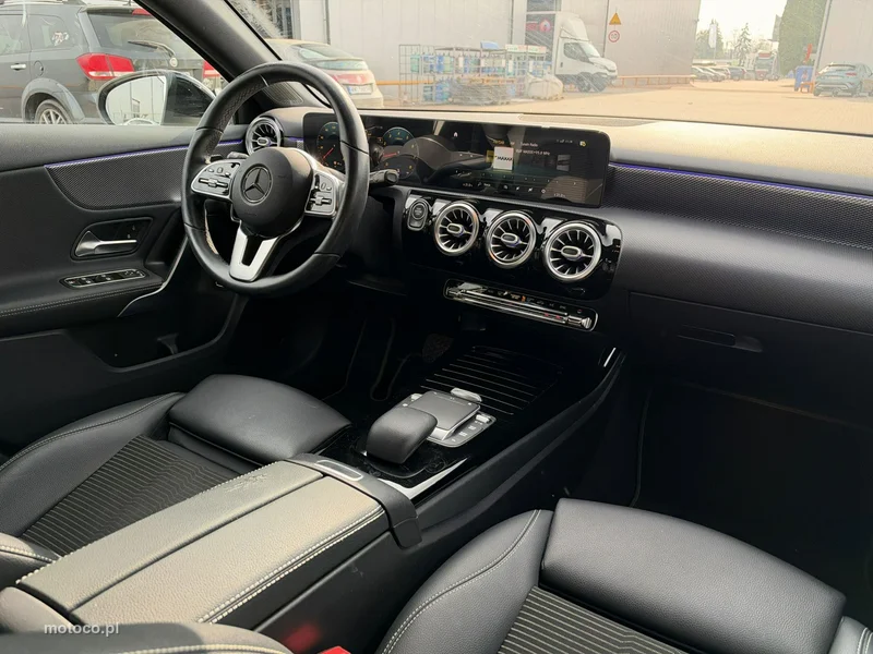 Mercedes-Benz Klasa A W177 A 200 21