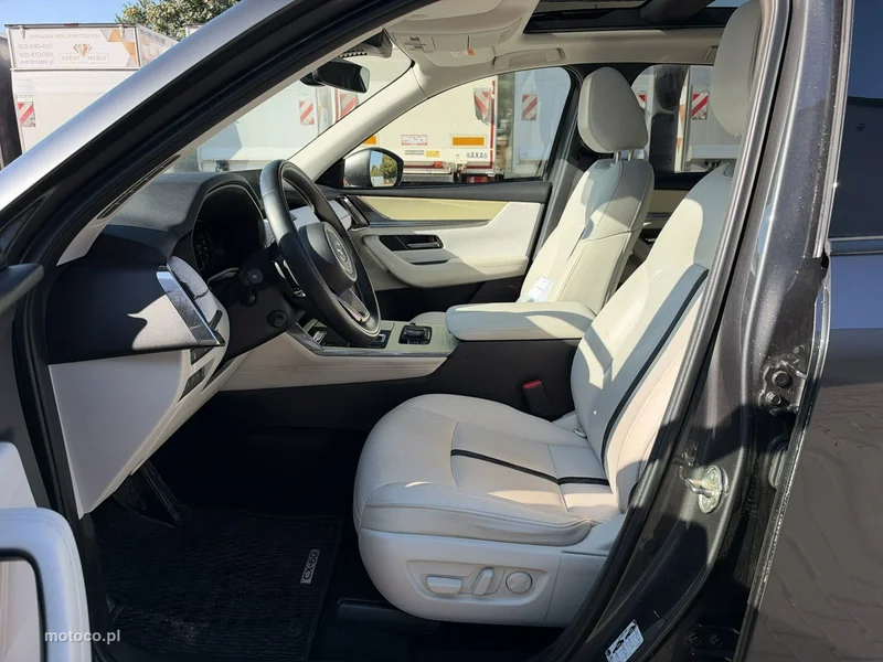 Mazda CX-60 11