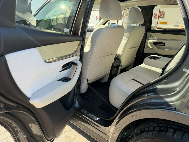 Mazda CX-60 14